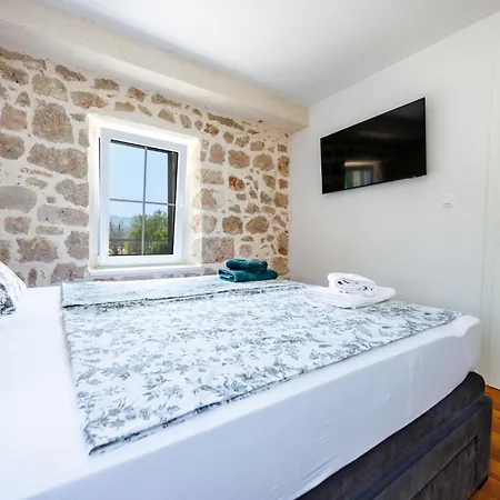 Haus Meter In - Haus Fuer 6 Personen 펜션 Donji Proložac